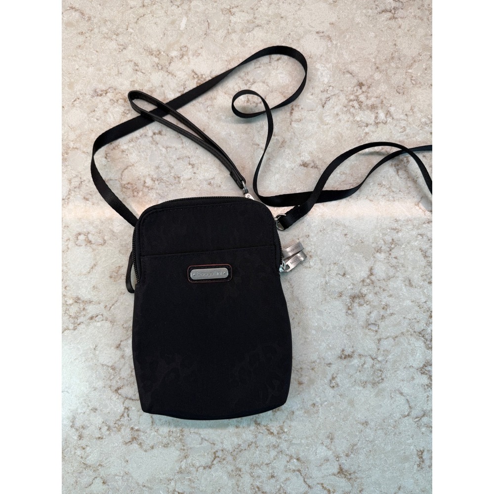Baggallini Bryant Crossbody Bag Black Cheetah  Travel Pouch Wristlet Waist